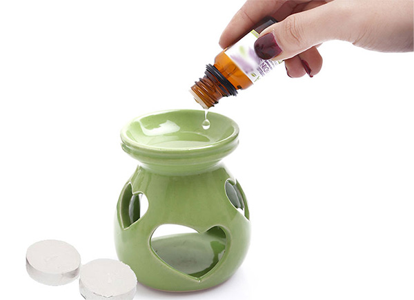 Máy xông tinh dầu bằng nến