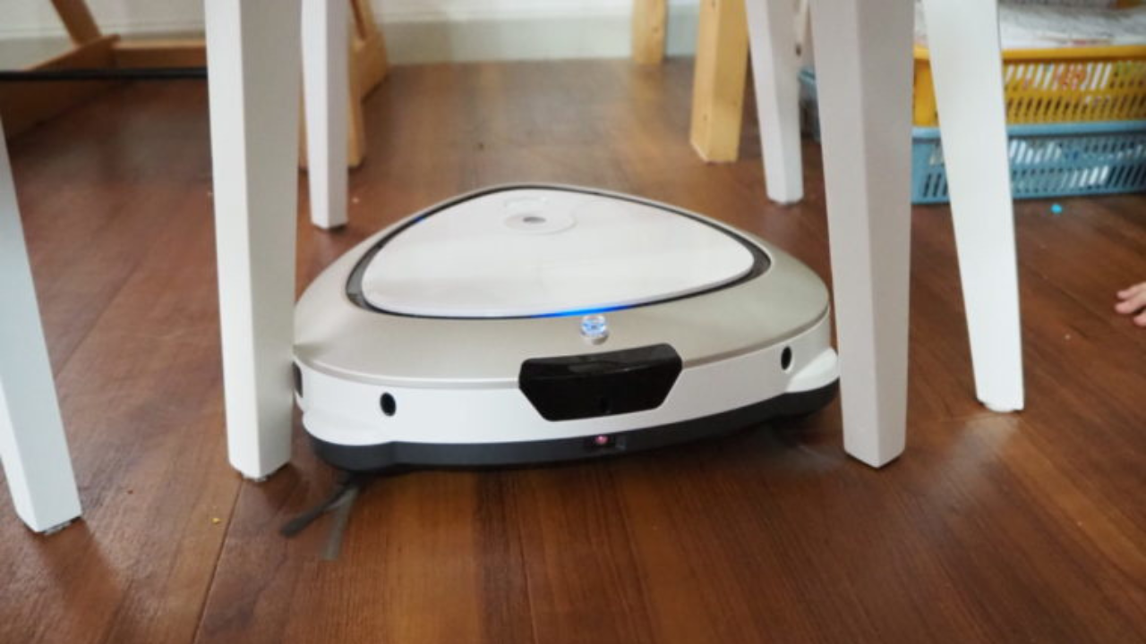 robot hút bụi panasonic
